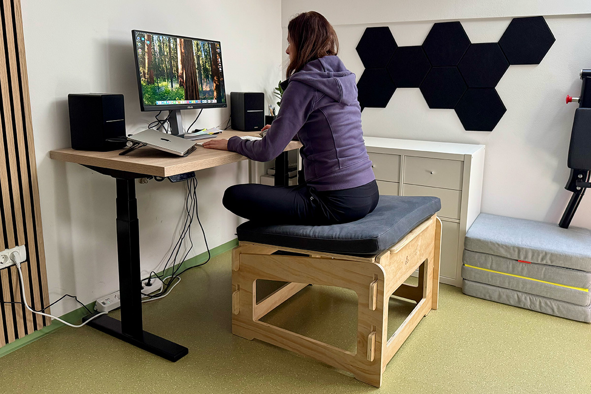 Higher Ground Chair Review: A Floor Sitting Chair That Actually Works