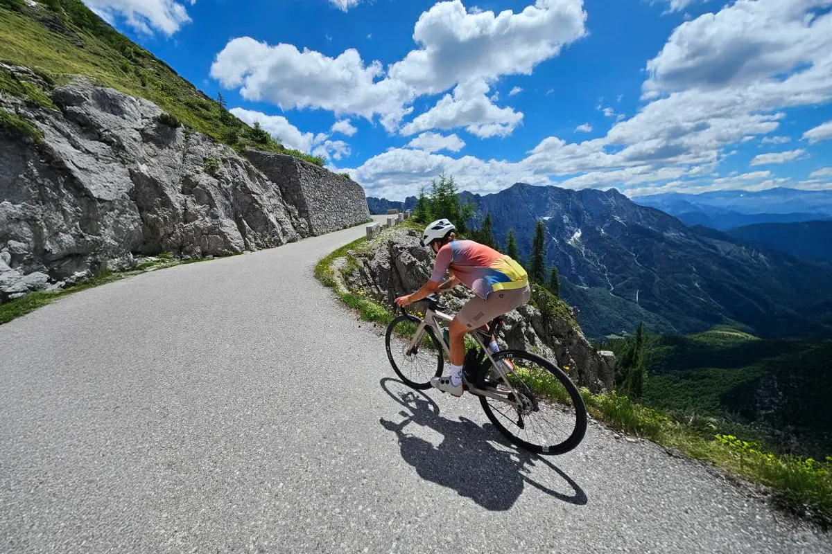 Strong Feet Athletics: The First Wide Toe Box Cycling Shoes